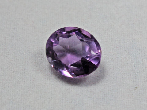 Amethyst (6.1 carats)