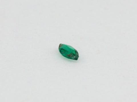 Emerald (0.21 carats)