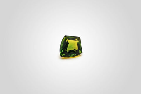 Bi-color Quartz (11.7 carats)